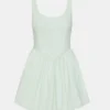 Vestido Tianna Powder Puff Vestido Tianna Powder Puff