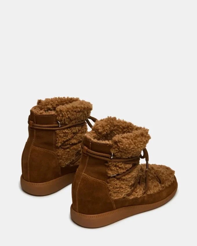 Wystan Chestnut Wystan Chestnut