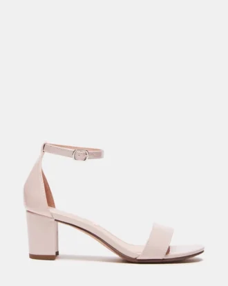 Zapatos de charol Carrson para niña en color rosa palo