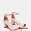 Zapatos de charol Carrson para niña en color rosa palo