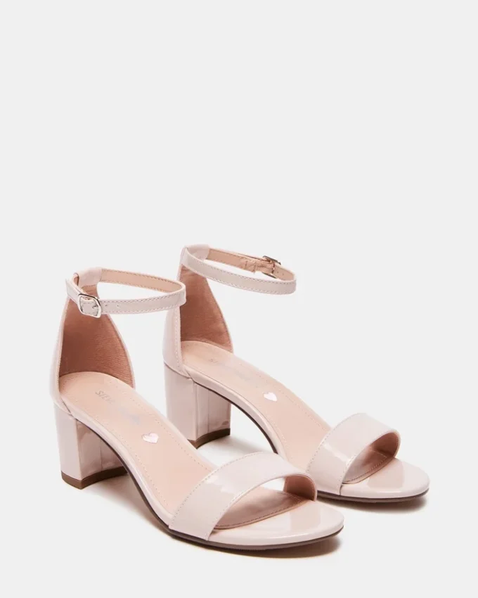 Zapatos de charol Carrson para niña en color rosa palo