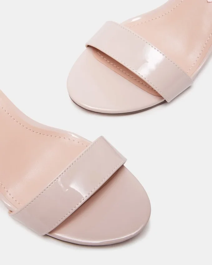 Zapatos de charol Carrson para niña en color rosa palo