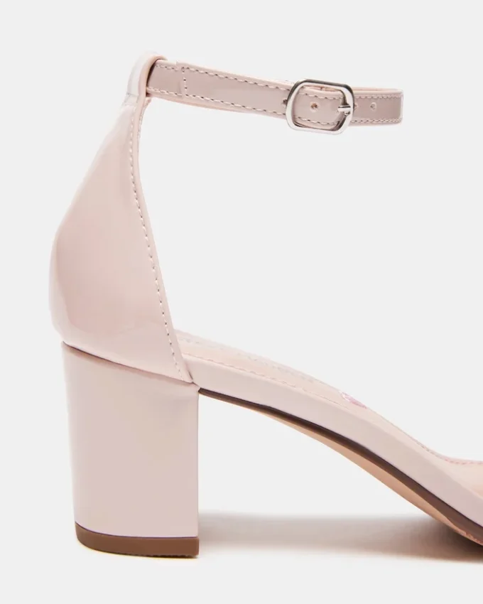 Zapatos de charol Carrson para niña en color rosa palo