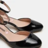 Zapatos de niña Prettyy en charol negro
